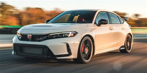 civic type r 100-200|2024 Honda Civic Type R Review, Pricing, and Specs .